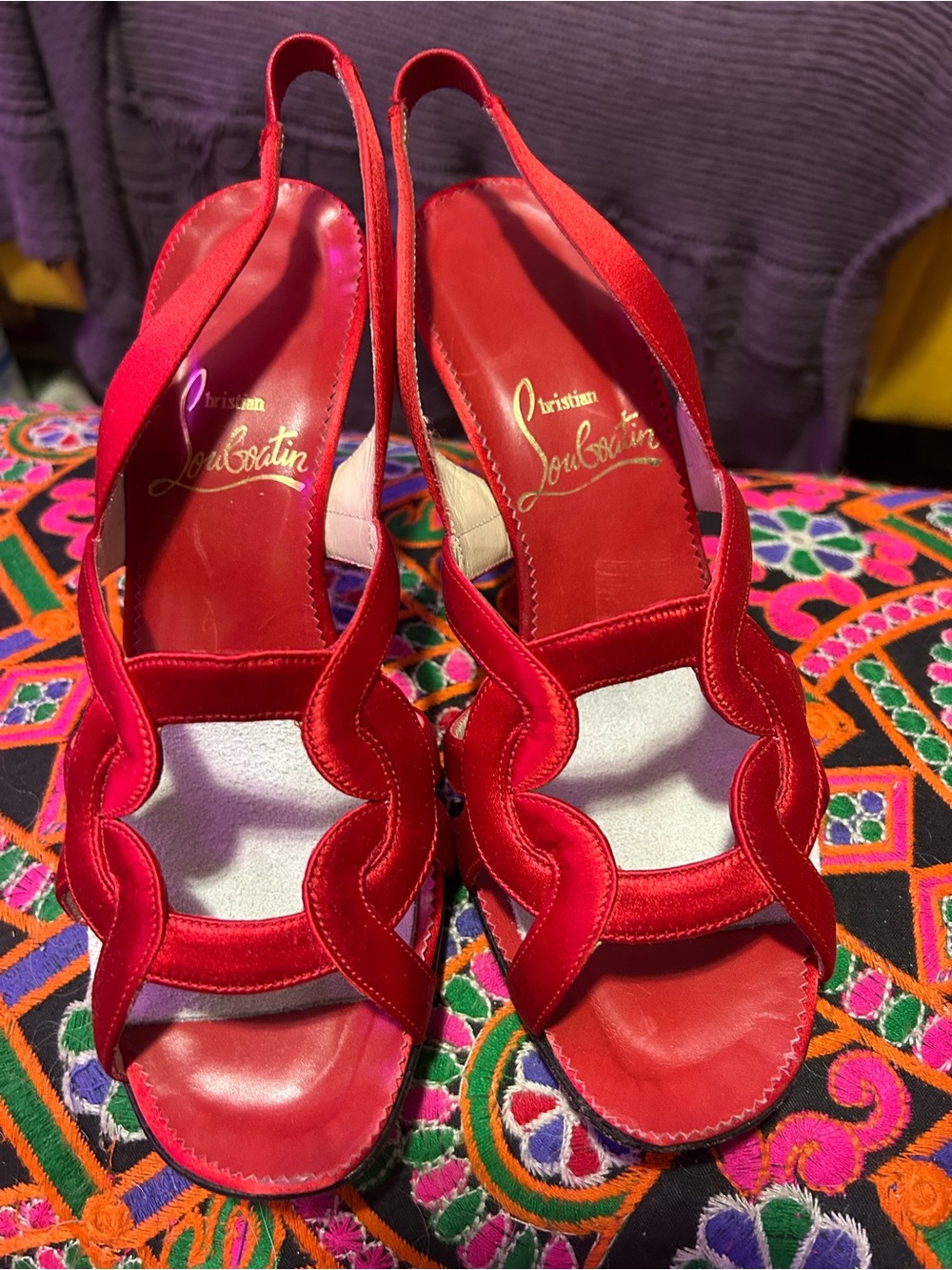 Christian Louboutin RED Satin Wavy Slingback Heels - Picture 2 of 7